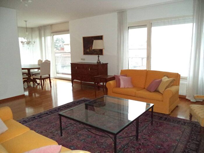 Appartamento con 6 locali in affitto in Volontari Planis, Udine