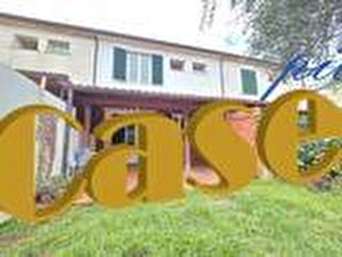 Casa con 10 locali in vendita in Pietrasanta