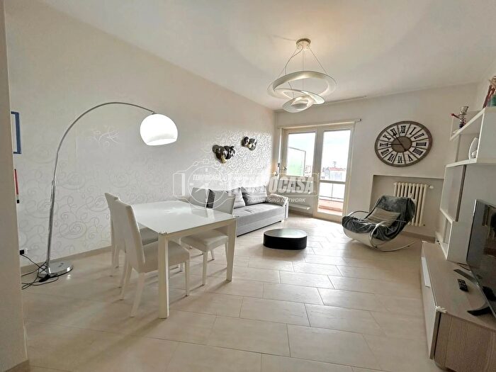 Appartamento quadrilocale in vendita in Corso Potenza a, Torino