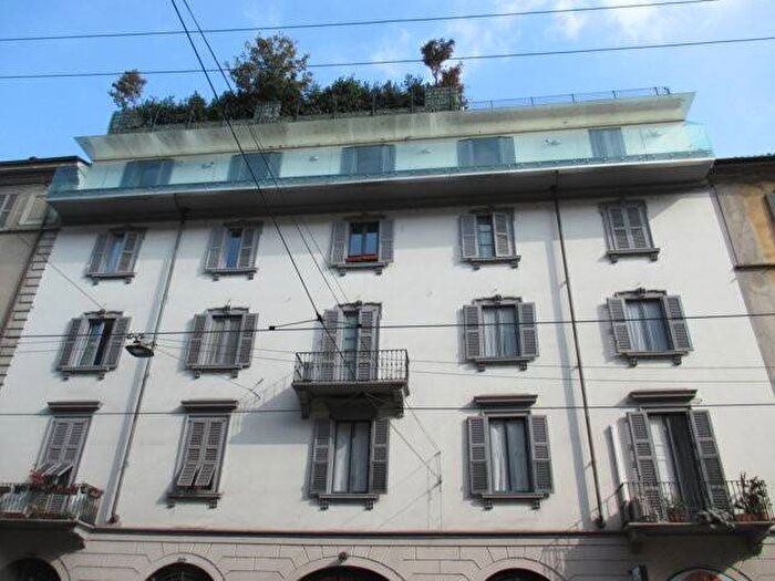 Appartamento bilocale in affitto in Viale San Michele del Carso, Vercelli Wagner, Milano