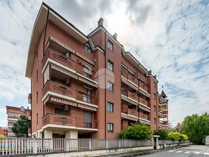 Appartamento con 6 locali in vendita in Via Evangelista Torricelli, Nichelino