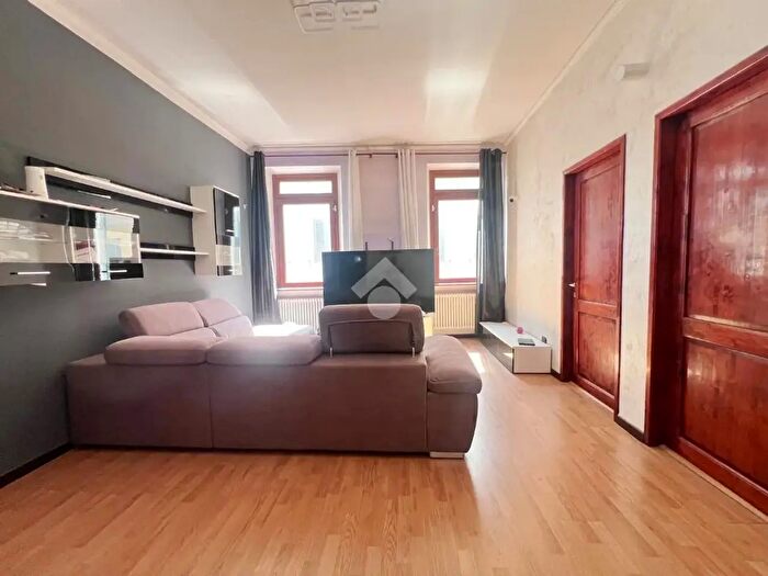 Appartamento trilocale in vendita in Via Vittorio Veneto, Lomazzo