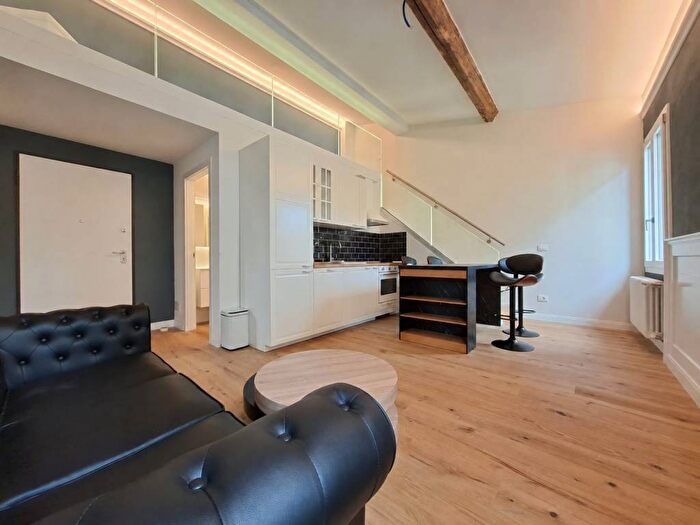 Appartamento quadrilocale in vendita in Via Sant'Orsola, Duomo, Firenze