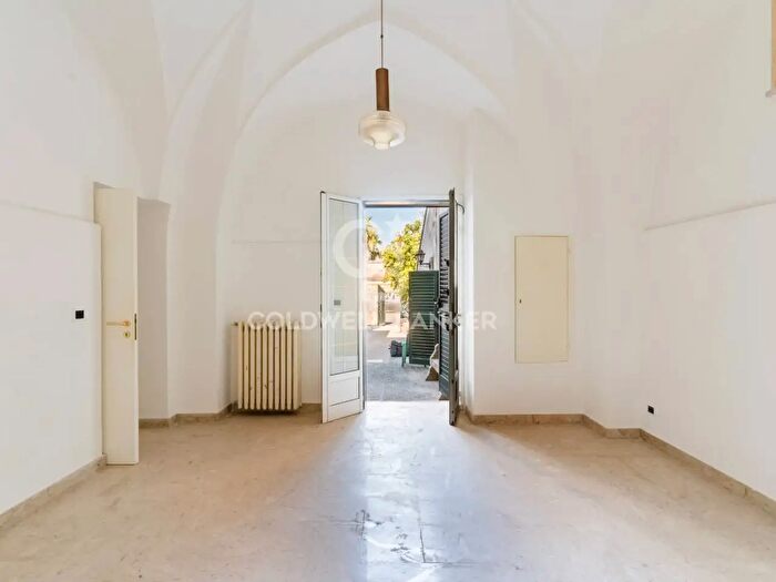 Casa con 6 locali in vendita in Via Croce Savoia, Bagnolo Del Salento
