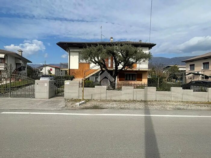 Casa con 5 locali in vendita in Via Borgo Gava, Cappella Maggiore