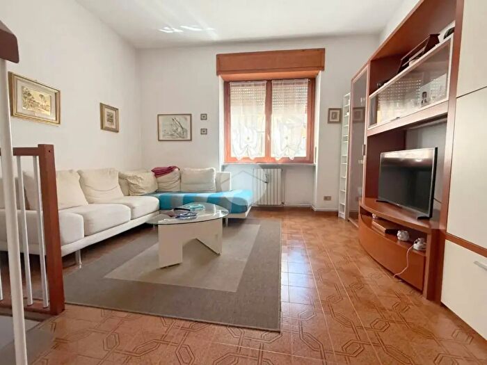 Casa monolocale in vendita in Via XI Febbraio, Triuggio