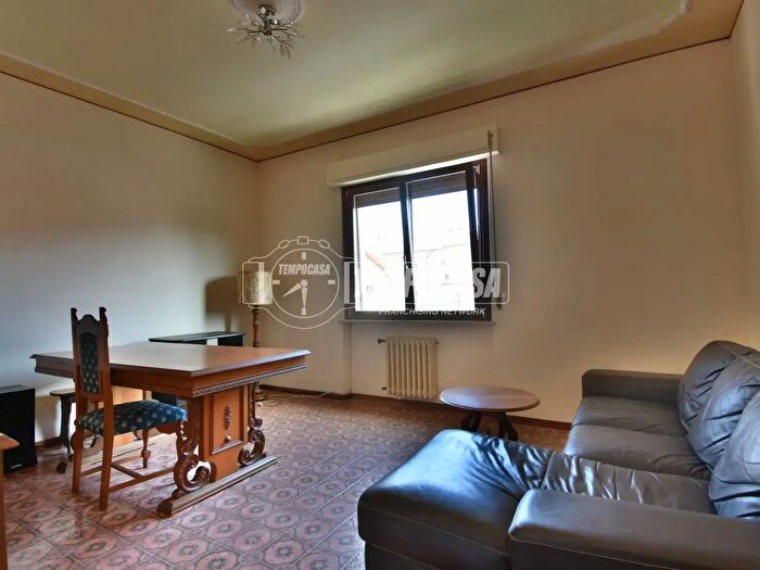 Appartamento con 5 locali in vendita in Tolentino