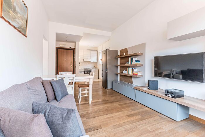 Appartamento bilocale in vendita in Via Giuseppe Chiarini, Roma