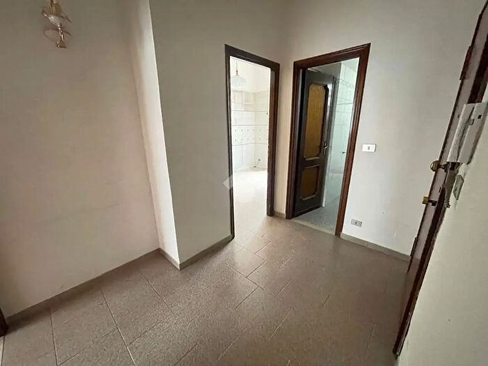 Appartamento bilocale in vendita in Via Mombarcaro, Torino