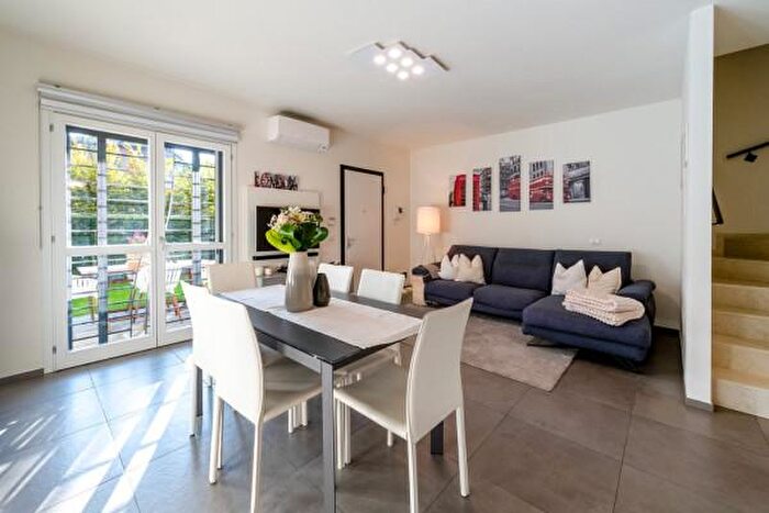 Casa quadrilocale in vendita in Reggio Emilia