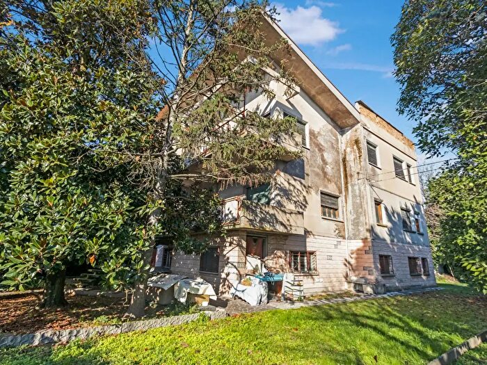 Casa con 13 locali in vendita in Lugo