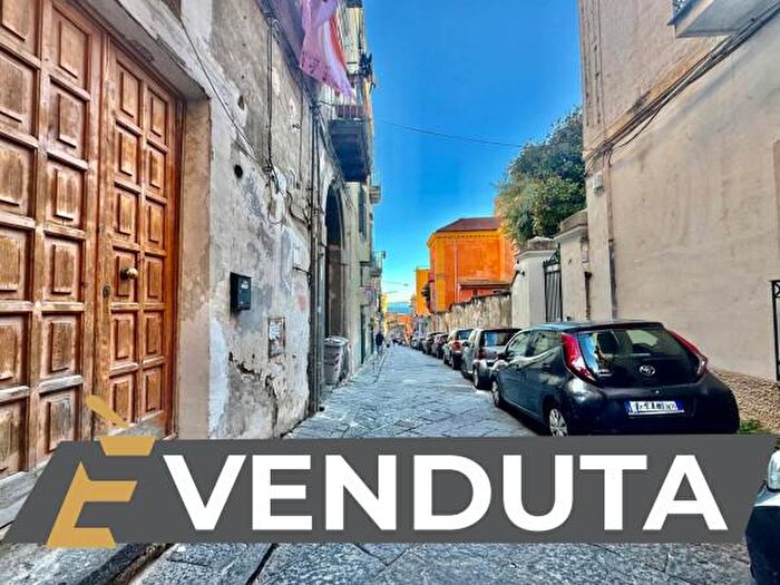 Appartamento monolocale in vendita in Calata San Francesco, Napoli