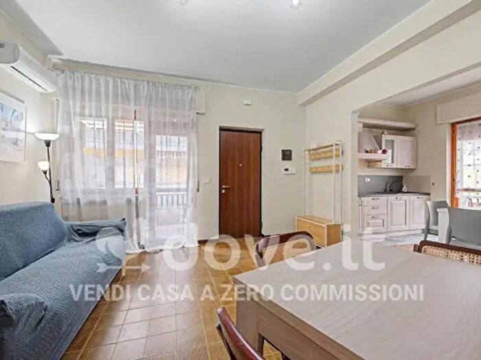 Appartamento trilocale in vendita in Via della Marina, Silvi