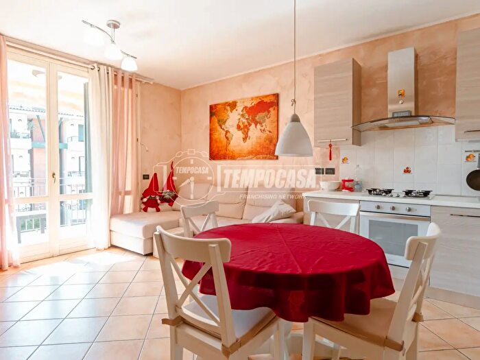 Appartamento trilocale in vendita in Via Massimo Bontempelli, Vignola