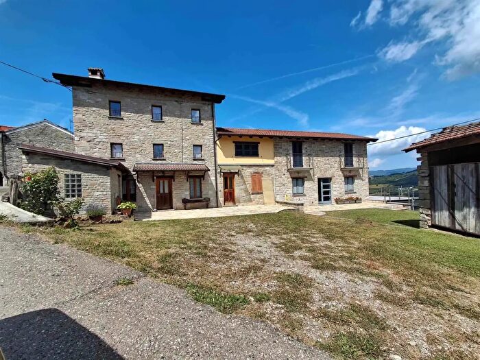 Appartamento quadrilocale in vendita in Prato Giardino, Farini