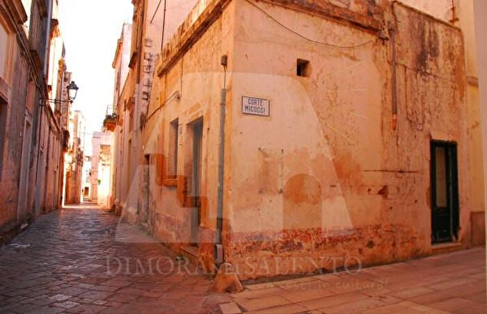 Casa trilocale in vendita in Via Placido Buffelli, Alessano