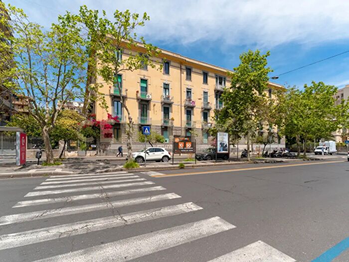 Appartamento quadrilocale in vendita in Corso Italia, Catania
