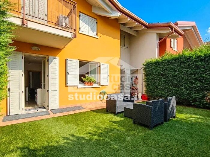 Appartamento trilocale in vendita in Via Bortolo Giuliani, Mori
