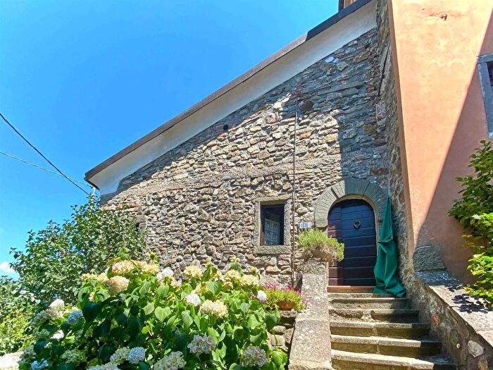 Appartamento bilocale in affitto in Centro, Aulla