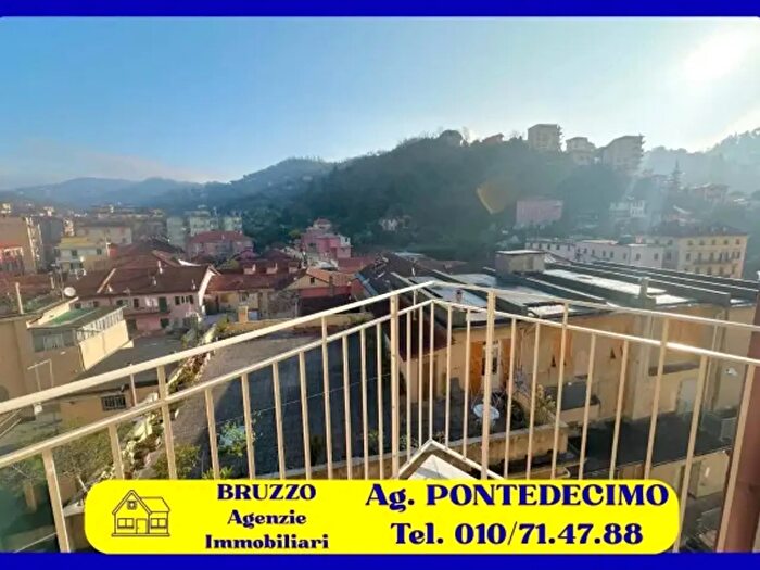 Appartamento trilocale in vendita in Via Paolo Anfossi c, Genova