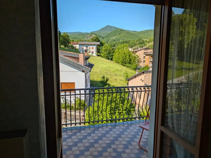 Appartamento trilocale in vendita in Via Isola Bella, Ferriere