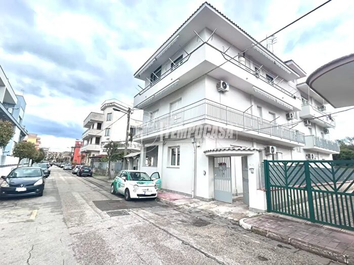 Appartamento quadrilocale in vendita in Pomigliano DArco