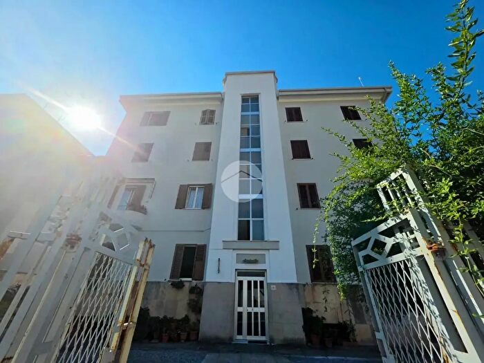 Appartamento quadrilocale in vendita in Via T Campanella, Scalea