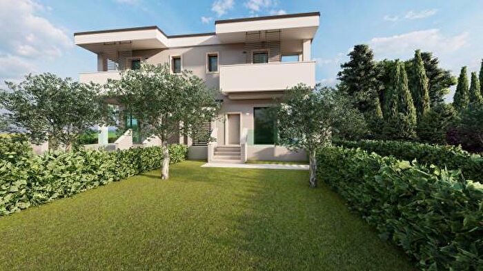 Casa quadrilocale in vendita in Via Palagetta, Campi Bisenzio