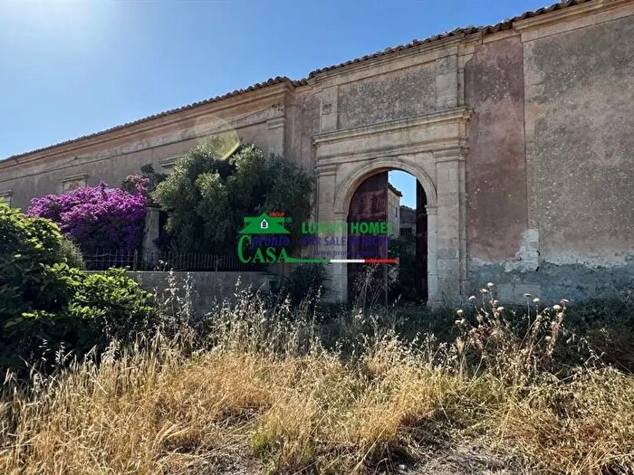 Casa con 5 locali in vendita in Conttrada Torre Mastro, Ragusa