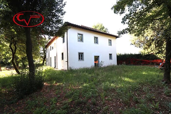 Casa con 6 locali in vendita in Periferia, Terranuova Bracciolini