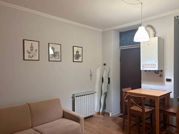 Appartamento bilocale in affitto in Via Ruggero di Lauria, Sempione, Milano