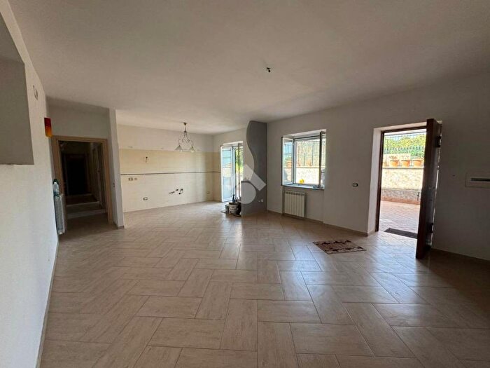Appartamento trilocale in affitto in Via Recca, Centro, Marano di Napoli