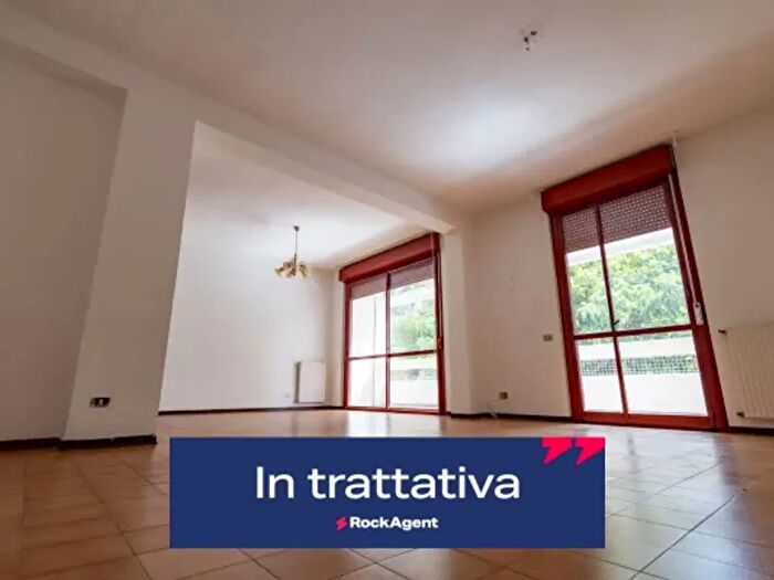 Appartamento trilocale in vendita in Via Magenta a, Catanzaro