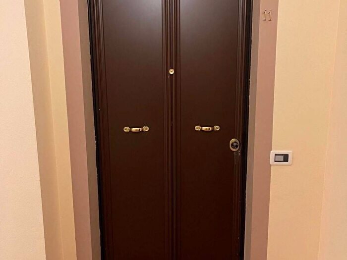 Appartamento trilocale in affitto in Via Riva di Reno, Centro Storico, Bologna
