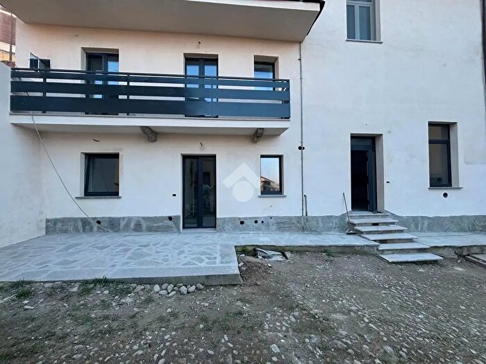 Appartamento quadrilocale in vendita in Via Castagneri, Front