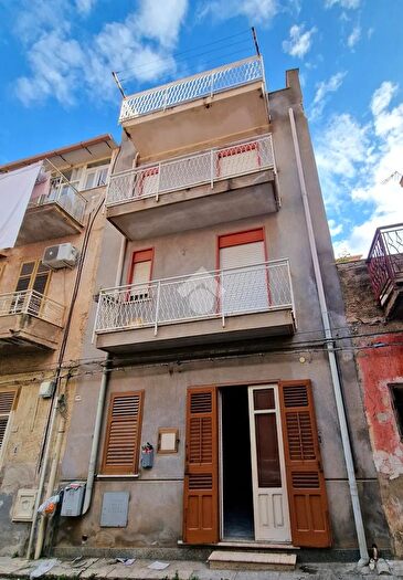 Casa con 5 locali in vendita in Via La Marmora, Villabate