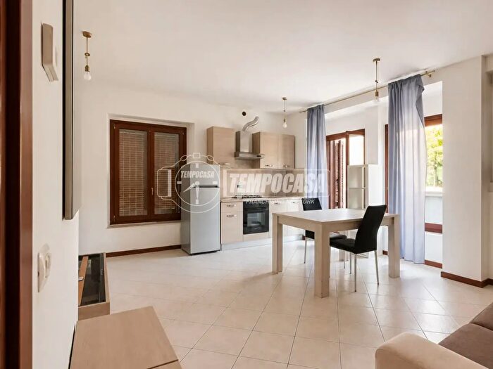 Appartamento monolocale in vendita in Via San Simpliciano, Brivio