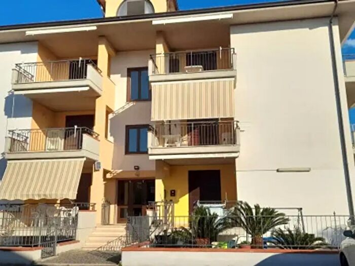 Appartamento trilocale in affitto in Ascea