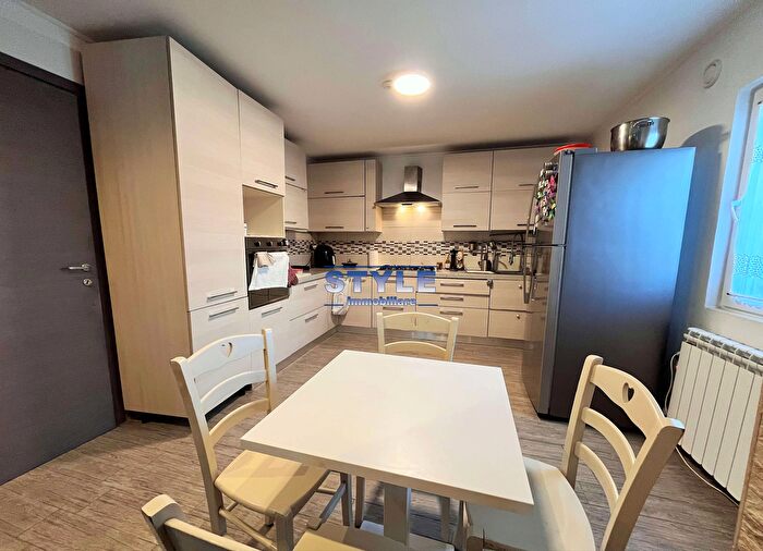 Casa con 6 locali in vendita in Mira