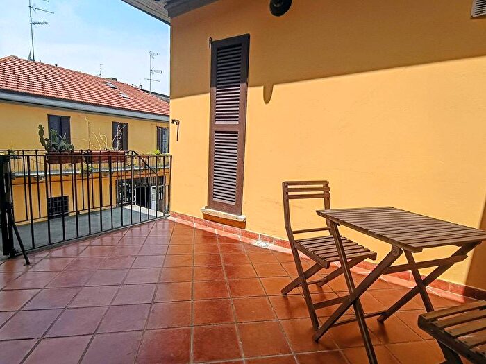 Appartamento bilocale in affitto in Via Voghera, Solari, Milano