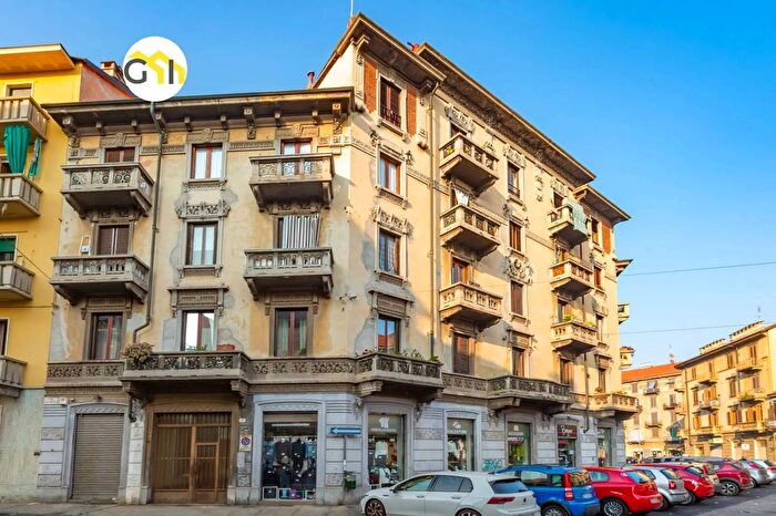 Appartamento trilocale in vendita in Via Belmonte Torino, Torino