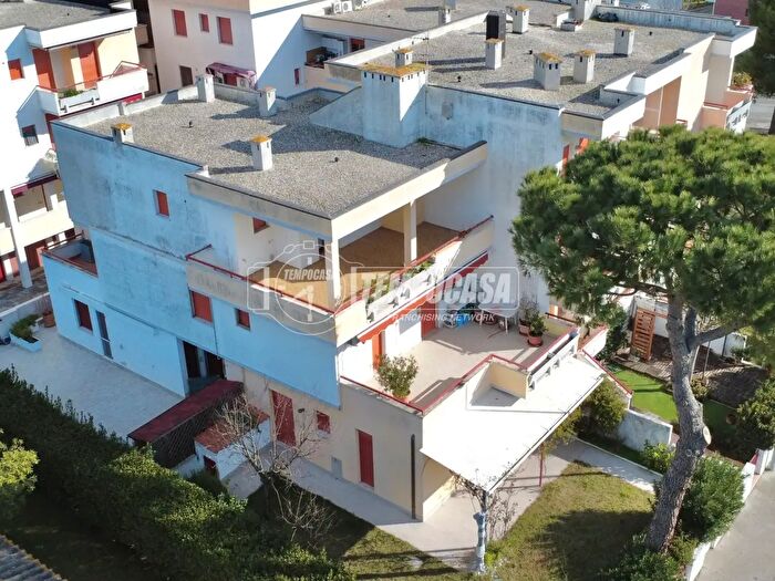 Appartamento trilocale in vendita in Via Toscanelli, Porto Recanati