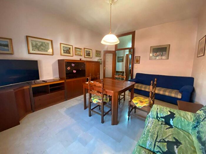 Appartamento con 5 locali in affitto in Centro, Poggio Rusco