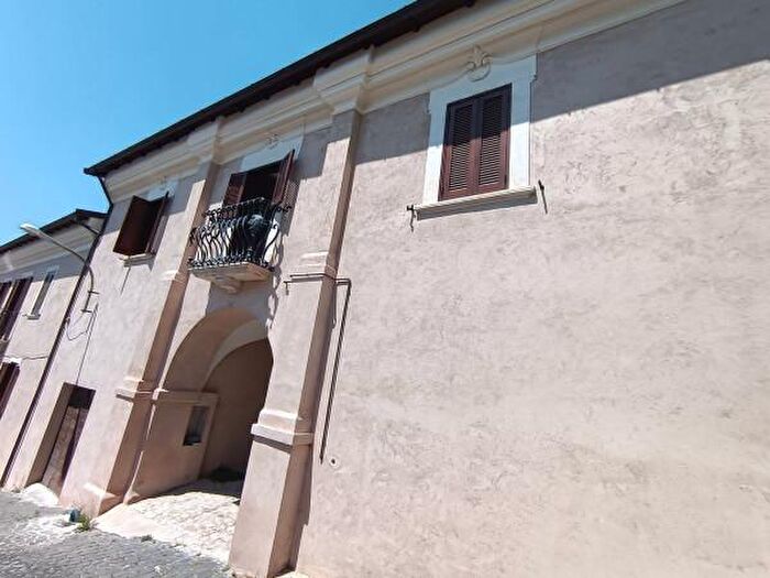 Appartamento con 6 locali in vendita in Via della Pretura, Pizzoli