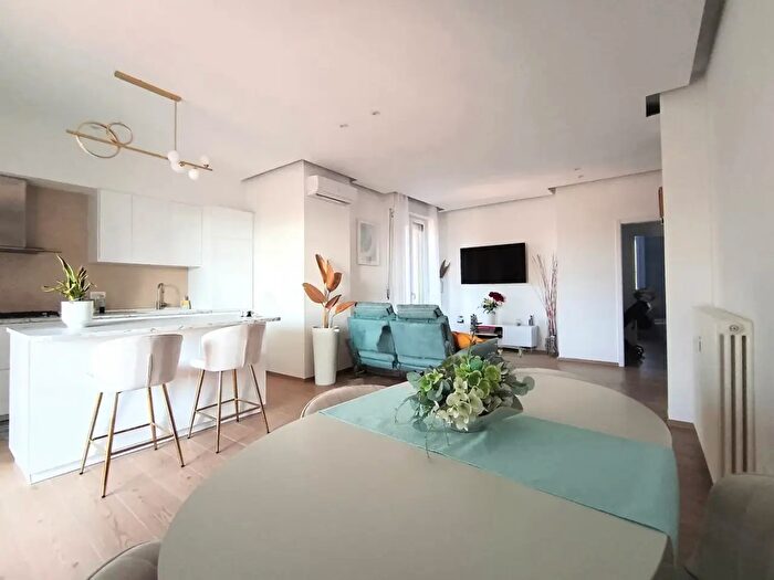 Appartamento trilocale in vendita in Via Benedetto Marcello, Modena