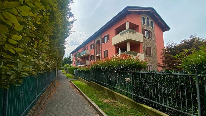 Appartamento quadrilocale in vendita in Via Cascina Frera, Valbrembo