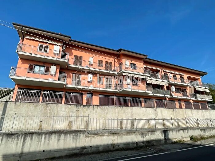 Appartamento trilocale in vendita in Strada per Ivrea, Castellamonte