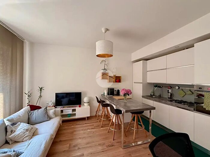 Appartamento trilocale in affitto in Via Francesco De Sanctis, Milano