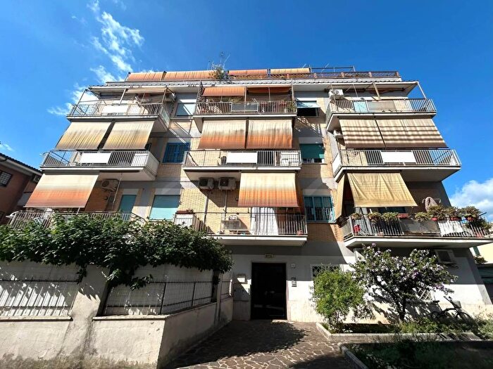 Appartamento trilocale in vendita in Via delle Susine, Alessandrino Torre Spaccata, Roma