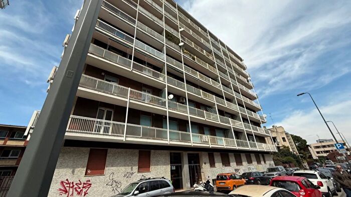 Appartamento trilocale in vendita in Viale Evaristo Stefini Milano, Milano